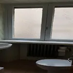 In Guest - Cozy Single With Shared Bathroom Pensjonat *