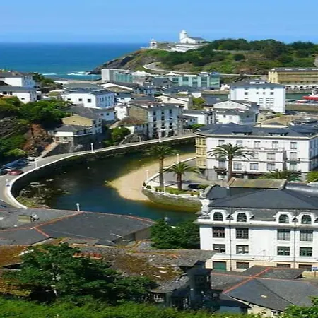 In Guest - Cozy Single With Shared Bathroom بيت ضيافة